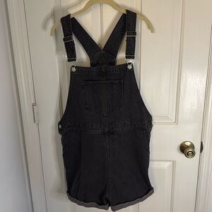 NWOT - Women’s Grey Denim Overall Shorts with Button Sides & Pockets XL